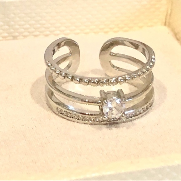 Ashlynn Avenue Aurora White Gold Trio Wrap Ring - Picture 4 of 8